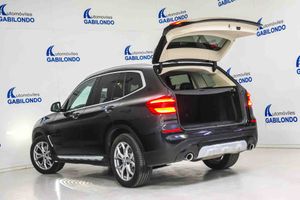 BMW X3 xDrive20d - Foto 22