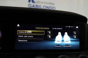 Mercedes Clase E E 220 d Coupé AMG Line **Techo solar** - Foto 63