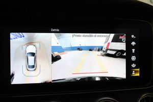 Mercedes Clase E E 220 d Coupé AMG Line **Techo solar** - Foto 68