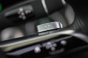 Mercedes Clase E E 220 d Coupé AMG Line **Techo solar** - Foto 45