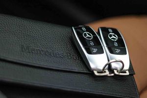 Mercedes Clase E E 220 d Coupé AMG Line **Techo solar** - Foto 71