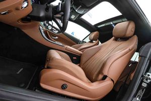 Mercedes Clase E E 220 d Coupé AMG Line **Techo solar** - Foto 29