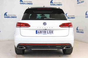 Volkswagen Touareg R-Line 3.0 TDI 170kW (231CV) Tip 4Motion **Techo panorámico** - Foto 4
