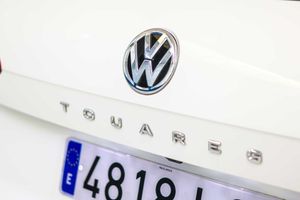 Volkswagen Touareg R-Line 3.0 TDI 170kW (231CV) Tip 4Motion **Techo panorámico** - Foto 11