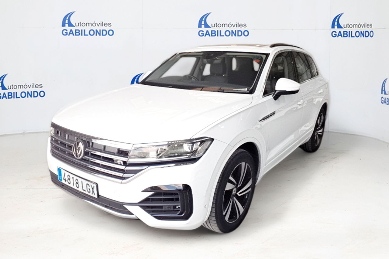 Volkswagen Touareg R-Line 3.0 TDI 170kW (231CV) Tip 4Motion **Techo panorámico** - Foto 1