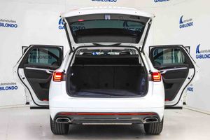 Volkswagen Touareg R-Line 3.0 TDI 170kW (231CV) Tip 4Motion **Techo panorámico** - Foto 23