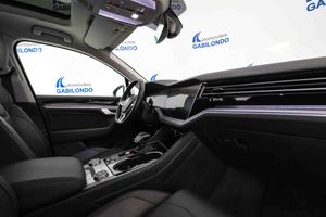 Volkswagen Touareg R-Line 3.0 TDI 170kW (231CV) Tip 4Motion **Techo panorámico** - Foto 48