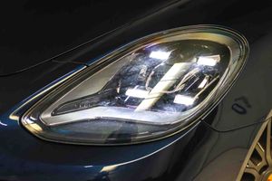 Porsche Panamera 4 E-Hybrid Platinum Edition **Techo panorámico** - Foto 17