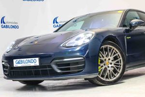 Porsche Panamera 4 E-Hybrid Platinum Edition **Techo panorámico** - Foto 30