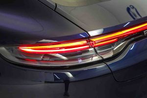 Porsche Panamera 4 E-Hybrid Platinum Edition **Techo panorámico** - Foto 18