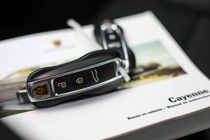 Porsche Cayenne E-Hybrid Coupé **Techo panorámico** - Foto 70