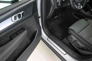 Volvo XC40 1.5 T4 Recharge PHEV Essential Auto - Foto 32