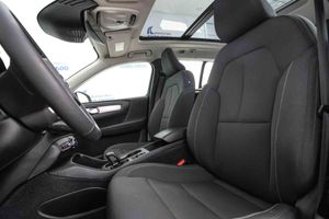 Volvo XC40 1.5 T4 Twin Recharge Core Auto - Foto 34
