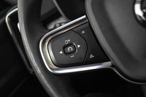 Volvo XC40 1.5 T4 Twin Recharge Core Auto - Foto 40
