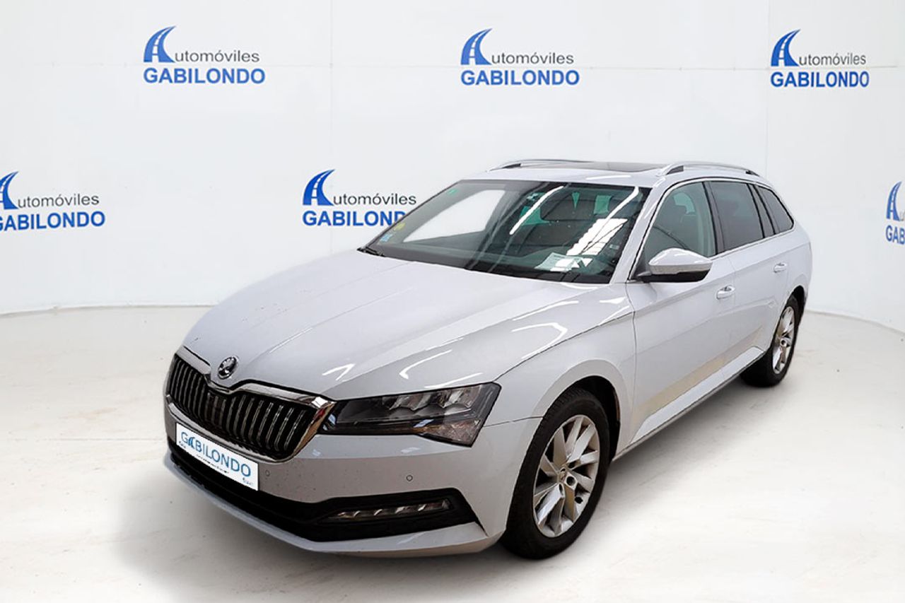 Skoda Superb Combi 2.0 TDI 110kW (150CV) DSG Ambition **Techo panorámico** - Foto 1