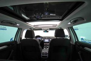 Skoda Superb Combi 2.0 TDI 110kW (150CV) DSG Ambition **Techo panorámico** - Foto 48