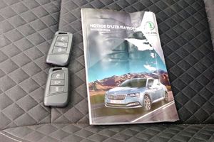 Skoda Superb Combi 2.0 TDI 110kW (150CV) DSG Ambition **Techo panorámico** - Foto 9