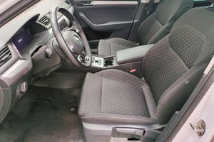 Skoda Superb Combi 2.0 TDI 110kW (150CV) DSG Ambition **Techo panorámico** - Foto 4