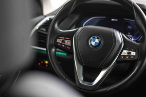 BMW X5 xDrive45e - Foto 41