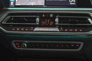 BMW X5 xDrive45e - Foto 51