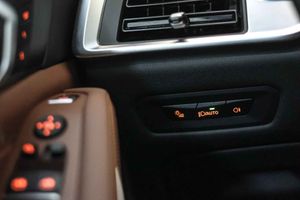 BMW X5 xDrive50e Sólo 13.000 km - Foto 36