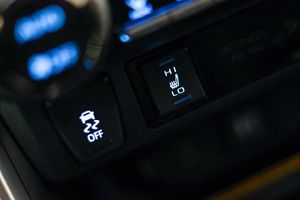 Toyota Rav4 2.5l hybrid 2WD Feel! - Foto 47