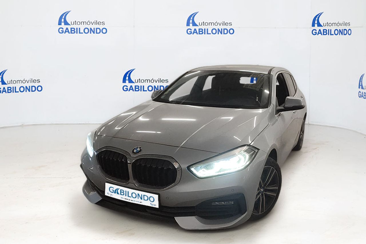 BMW Serie 1 118d Business Auto. - Foto 1