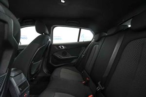 BMW Serie 1 118d Business Auto. - Foto 46