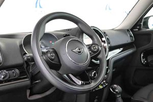 MINI Countryman Cooper S E ALL4 **Techo panorámico** - Foto 5