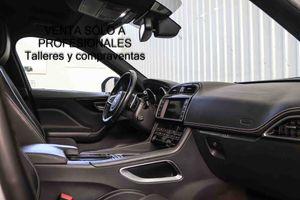 Jaguar F-Pace 2.0L i4D 132kW R-Sport Auto - Foto 17