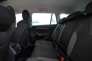 Skoda Octavia Combi 2.0 TDI 85kW(115CV) Man Ambition - Foto 50