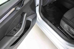 Skoda Octavia Combi 2.0 TDI 85kW(115CV) Man Ambition - Foto 29