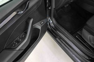 Skoda Octavia Combi 1.5 TSI 110kW DSG m-HEV Ambit - Foto 29