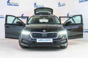 Skoda Octavia Combi 1.5 TSI 110kW DSG m-HEV Ambit - Foto 24
