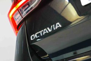 Skoda Octavia Combi 1.5 TSI 110kW DSG m-HEV Ambit - Foto 14