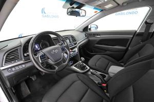 Hyundai Elantra 1.6 CRDi Tecno - Foto 26