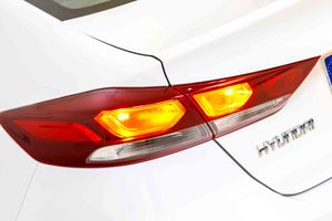 Hyundai Elantra 1.6 CRDi Tecno - Foto 15