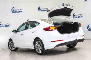Hyundai Elantra 1.6 CRDi Tecno - Foto 21