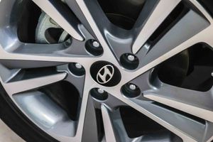 Hyundai Elantra 1.6 CRDi Tecno - Foto 18