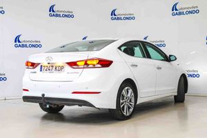 Hyundai Elantra 1.6 CRDi Tecno - Foto 9