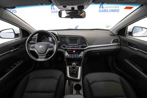 Hyundai Elantra 1.6 CRDi Tecno - Foto 31
