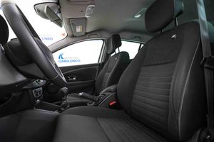 Renault Megane Limited Energy TCe 115 S&S eco2 - Foto 27
