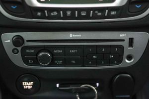Renault Megane Limited Energy TCe 115 S&S eco2 - Foto 41