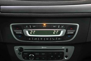 Renault Megane Limited Energy TCe 115 S&S eco2 - Foto 42