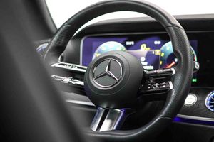 Mercedes Clase E Coupé E 350 **Modelo E 300 AMG Line** - Foto 37