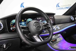 Mercedes Clase E Coupé E 350 **Modelo E 300 AMG Line** - Foto 5