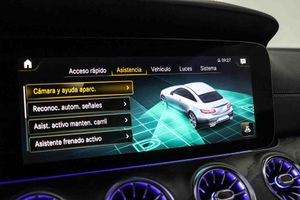 Mercedes Clase E Coupé E 350 **Modelo E 300 AMG Line** - Foto 66