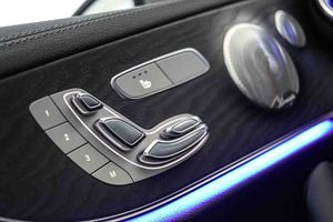 Mercedes Clase E Coupé E 350 **Modelo E 300 AMG Line** - Foto 33