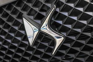 DS DS 7 Crossback 1.6 E-Tense 225 GRAND CHIC Auto - Foto 12
