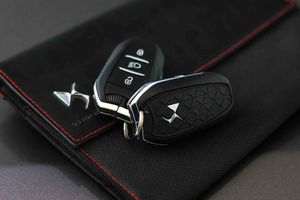 DS DS 7 Crossback 1.6 E-Tense 225 GRAND CHIC Auto - Foto 68